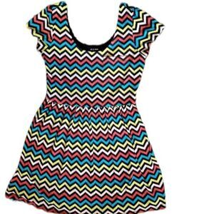 AUW - Colorful Chevron Dress With Pocket